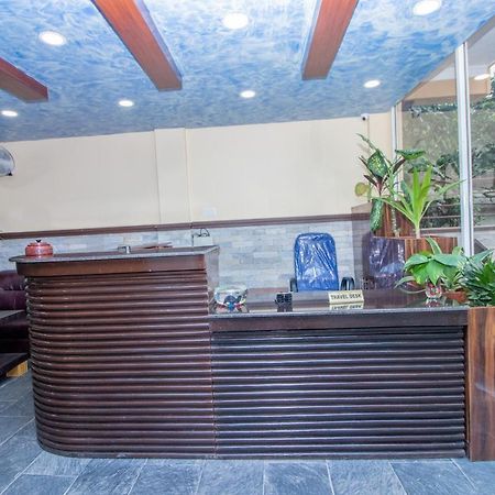 Oyo 253 Hotel Pinnacle Pokhara Zewnętrze zdjęcie